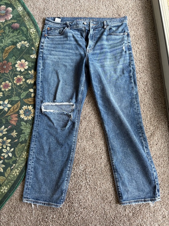 American Eagle Outfitters Denim - American Eagle Outfitters Women’s Blue Distressed Straight Jeans